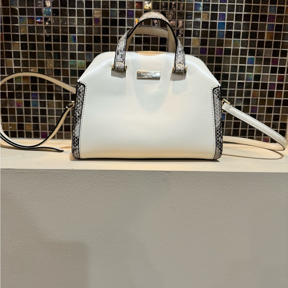 Kate Spade Cream Lightweight bag